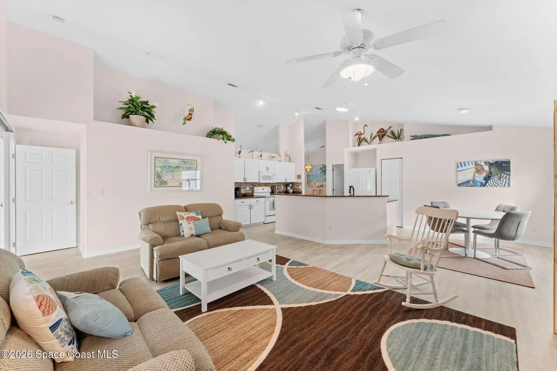 Photo of 685 Naples Court
