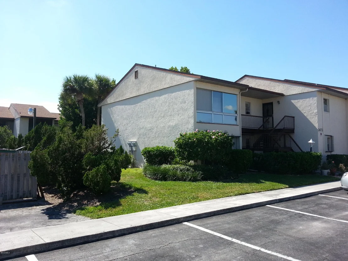 Photo of Unit 5 at 2475 Eagle Drive