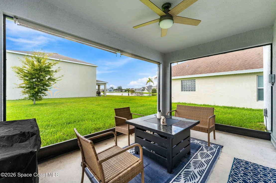 Photo of 313 Palm Breezes Drive