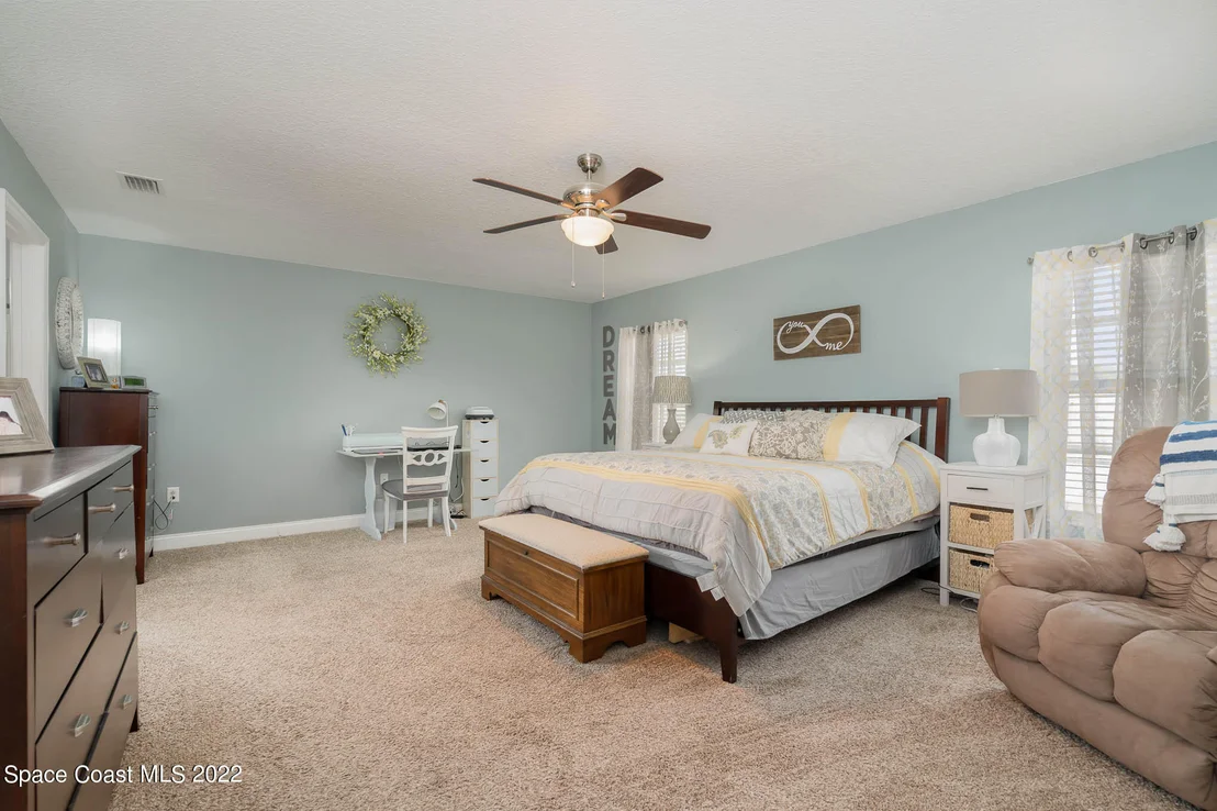 Photo of 2280 Bridgeport Circle