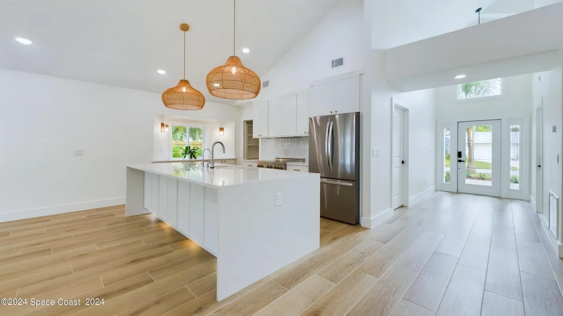 Photo of 396 Riverview Lane