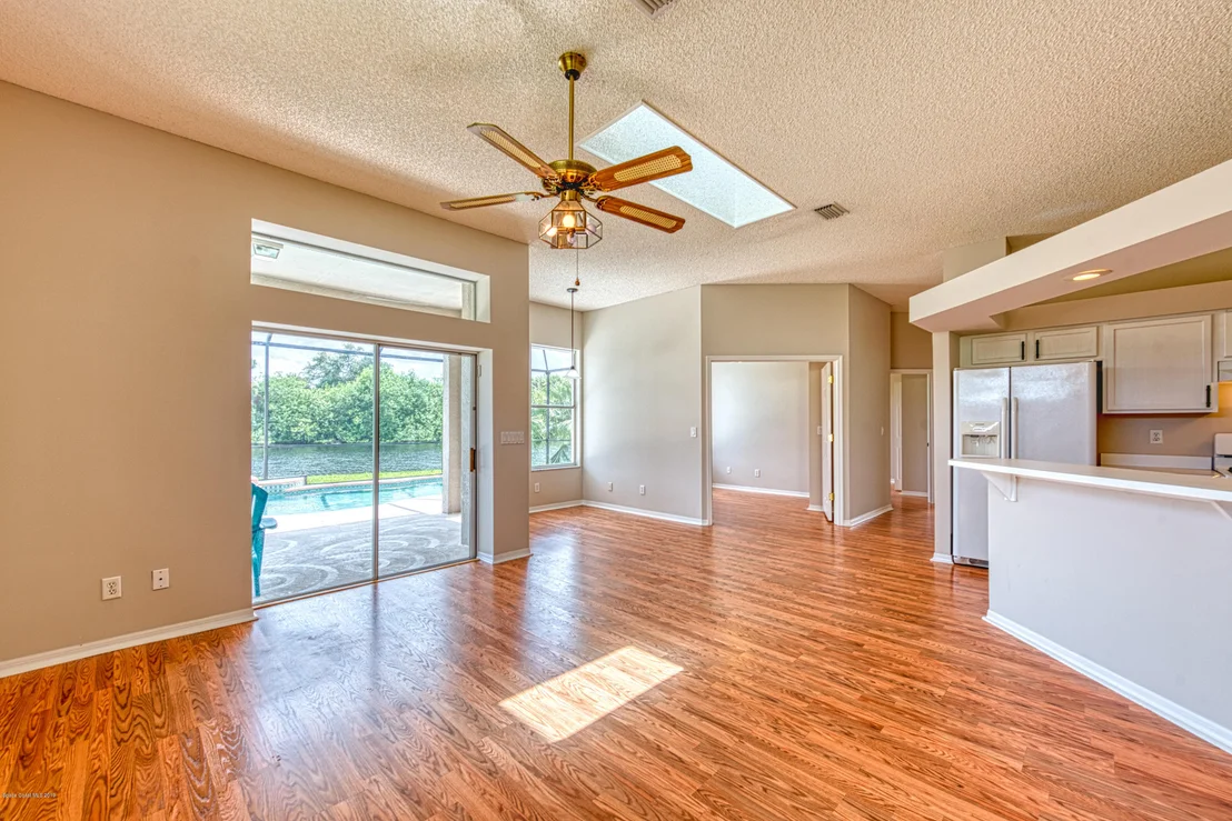 Photo of 8023 Bracken Lane