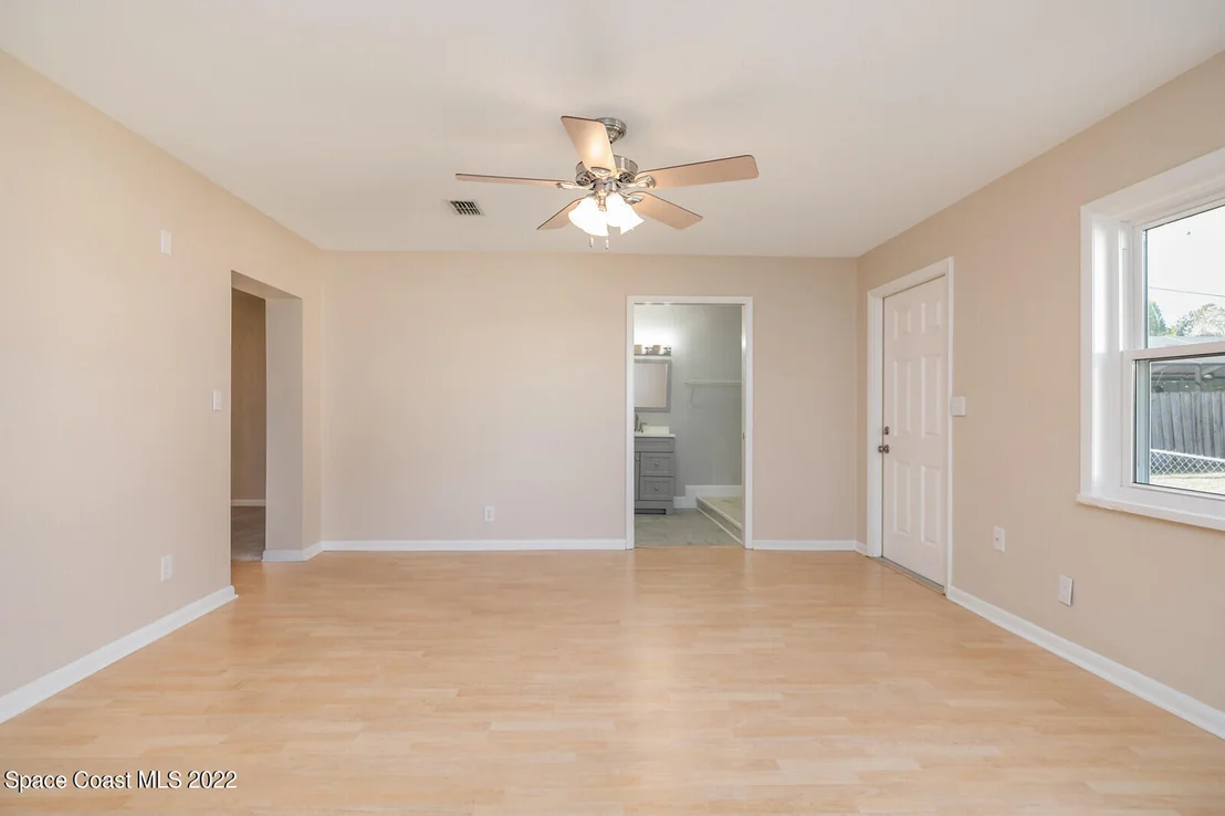 Photo of 856 Westport Drive