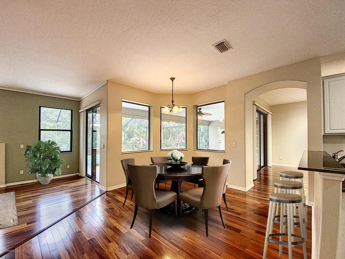 Photo of 6019 Newbury Circle