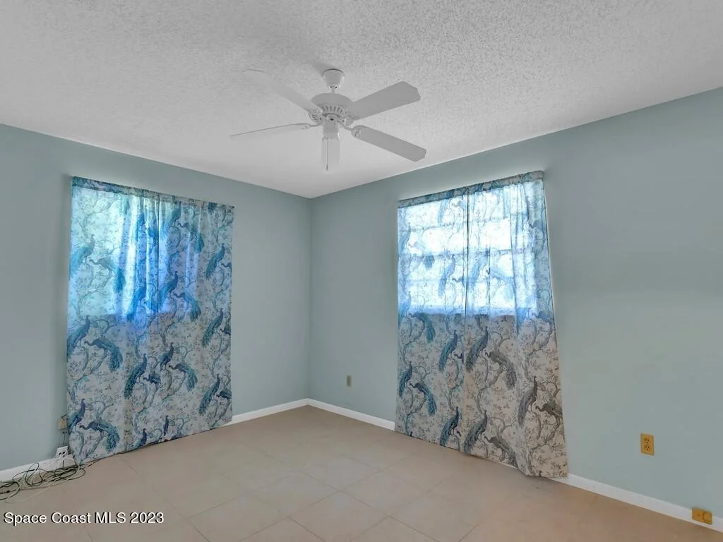 Photo of 898 Bermuda Avenue