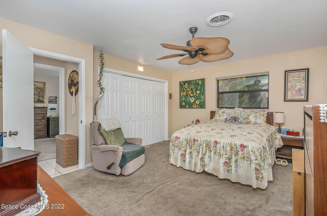 Photo of 1037 Fairlawn Drive