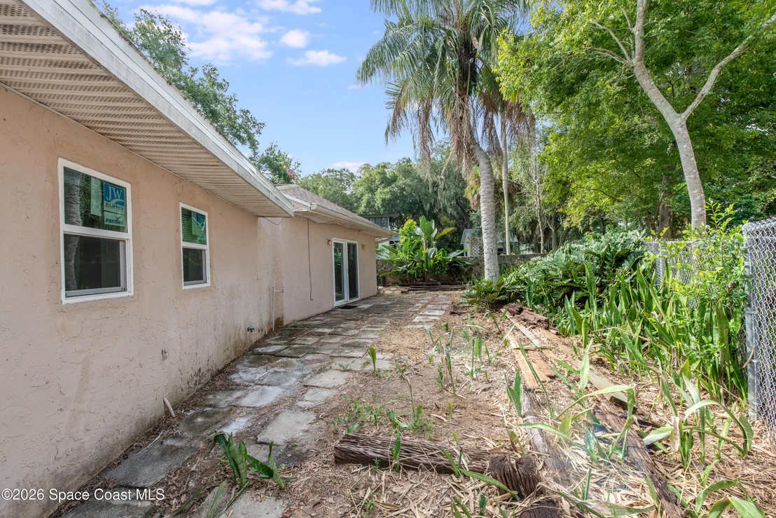 Photo of 555 Rockledge Drive