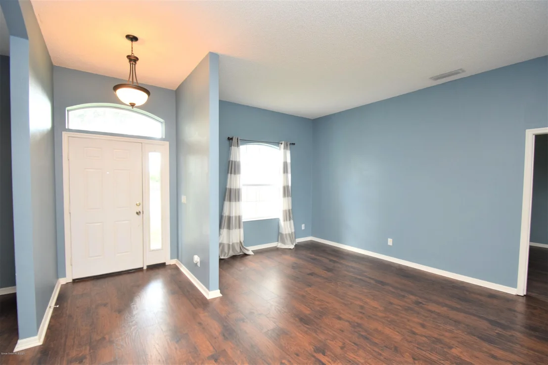 Photo of 2998 Hackensack Avenue SE