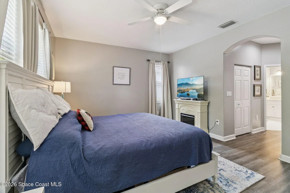 Photo of 409 Gardendale Circle SE