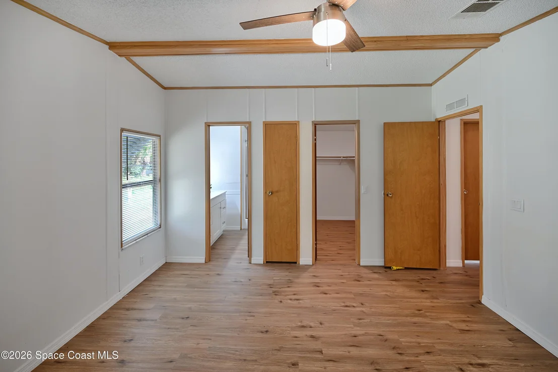 Photo of 451 E Egret Circle