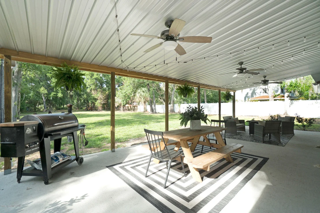 Photo of 3300 Parrish Road