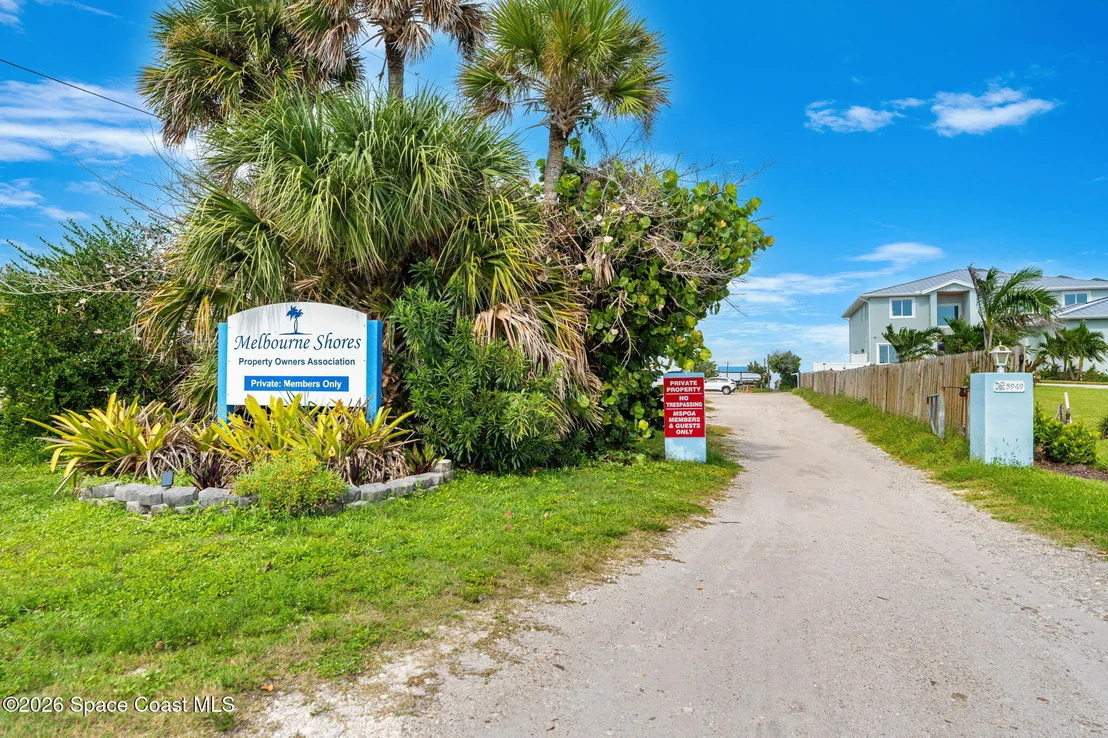 Photo of 275 Ibis Drive