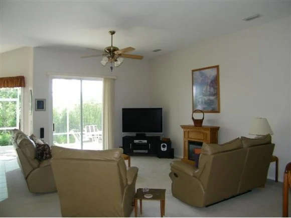 Photo of 4521 Portage