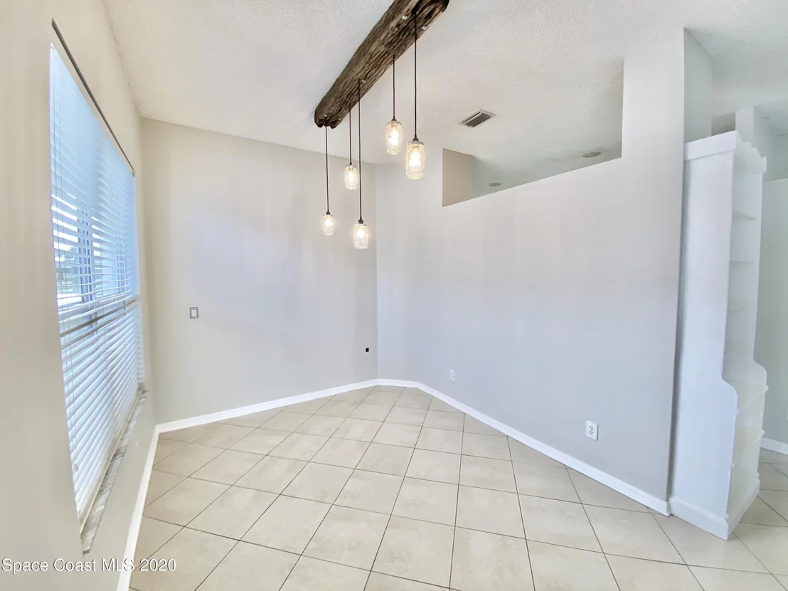 Photo of 8049 Bracken Lane