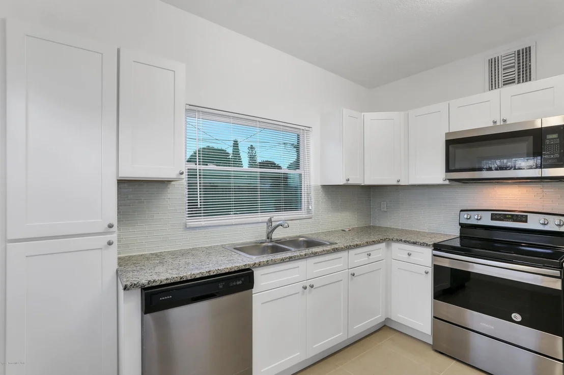 Photo of 1786 Cedarwood Drive