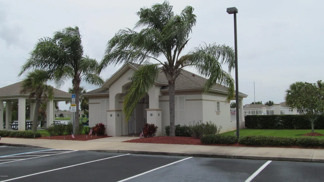 Photo of 4941 Manchester Drive