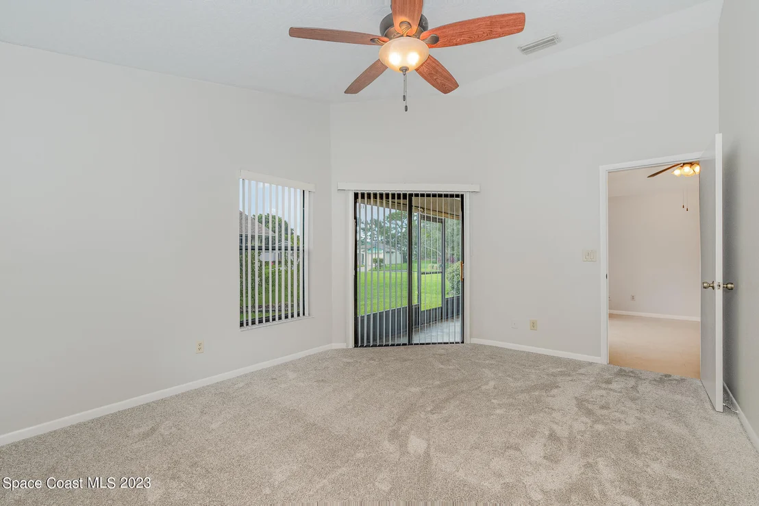 Photo of 504 Oak Mont Place