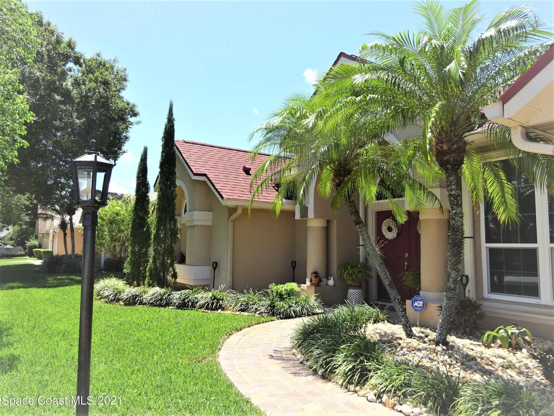 Photo of 941 Pelican Lane