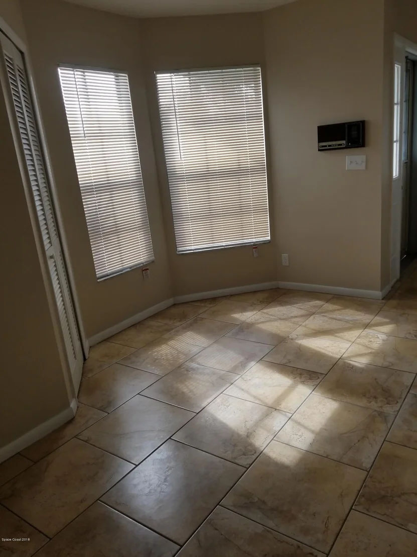 Photo of 824 Gardener Road