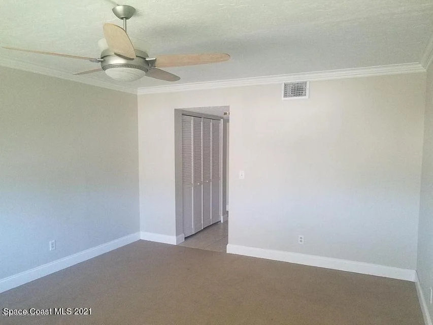 Photo of Unit 1122 at 325 Tangle Run Boulevard