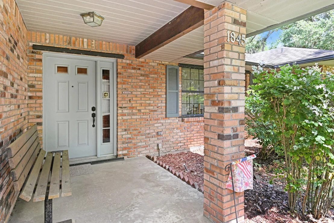 Photo of 1845 Whispering Oaks Circle