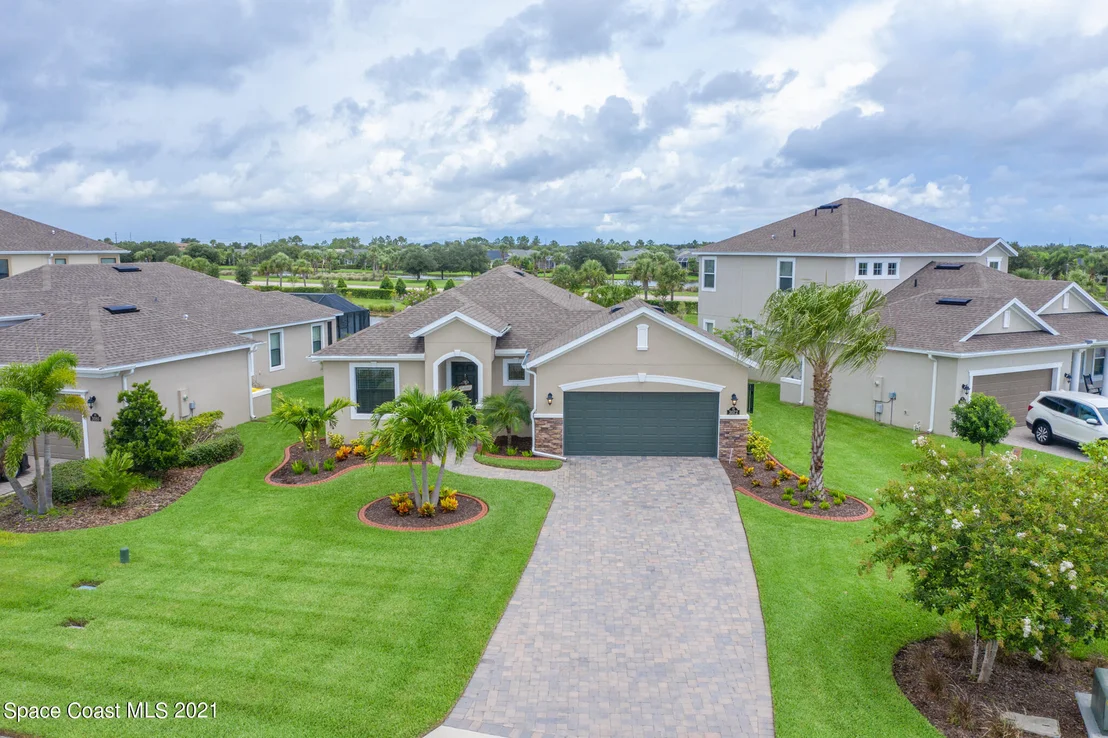 Photo of 3072 Casterton Drive