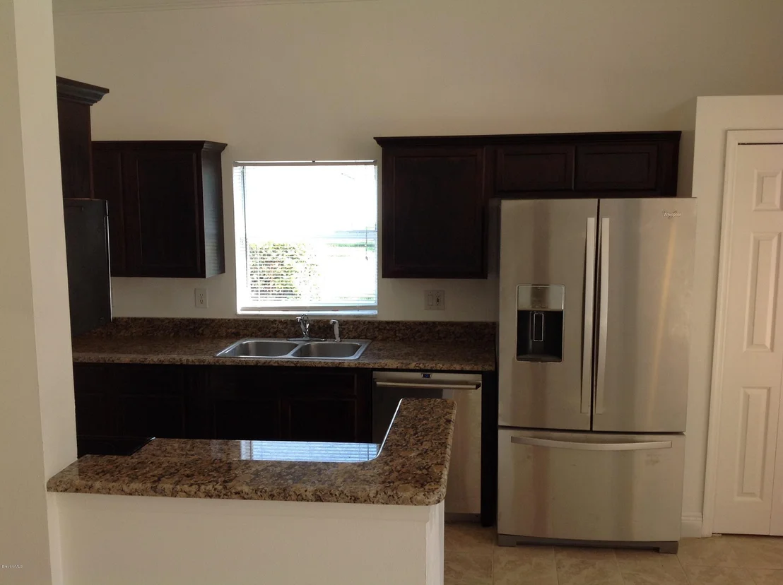 Photo of 890 Villa Drive