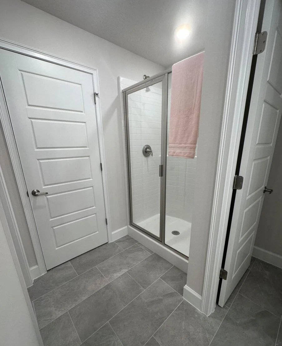 Photo of 1079 Grantham Lane