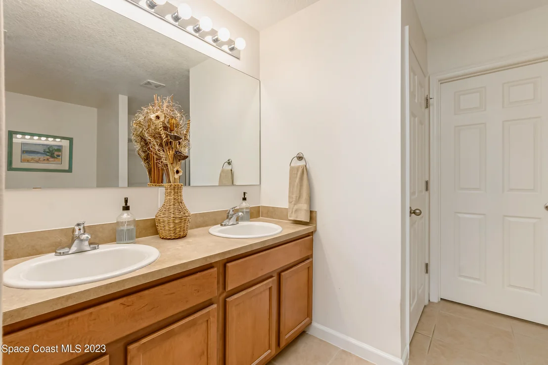 Photo of 1243 Hailey Street