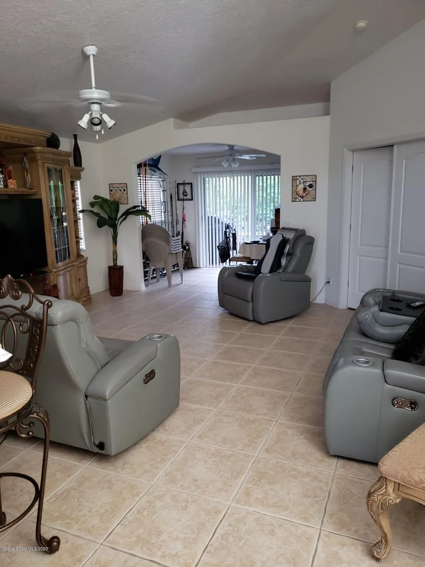 Photo of 2242 N Spring Creek Circle NE