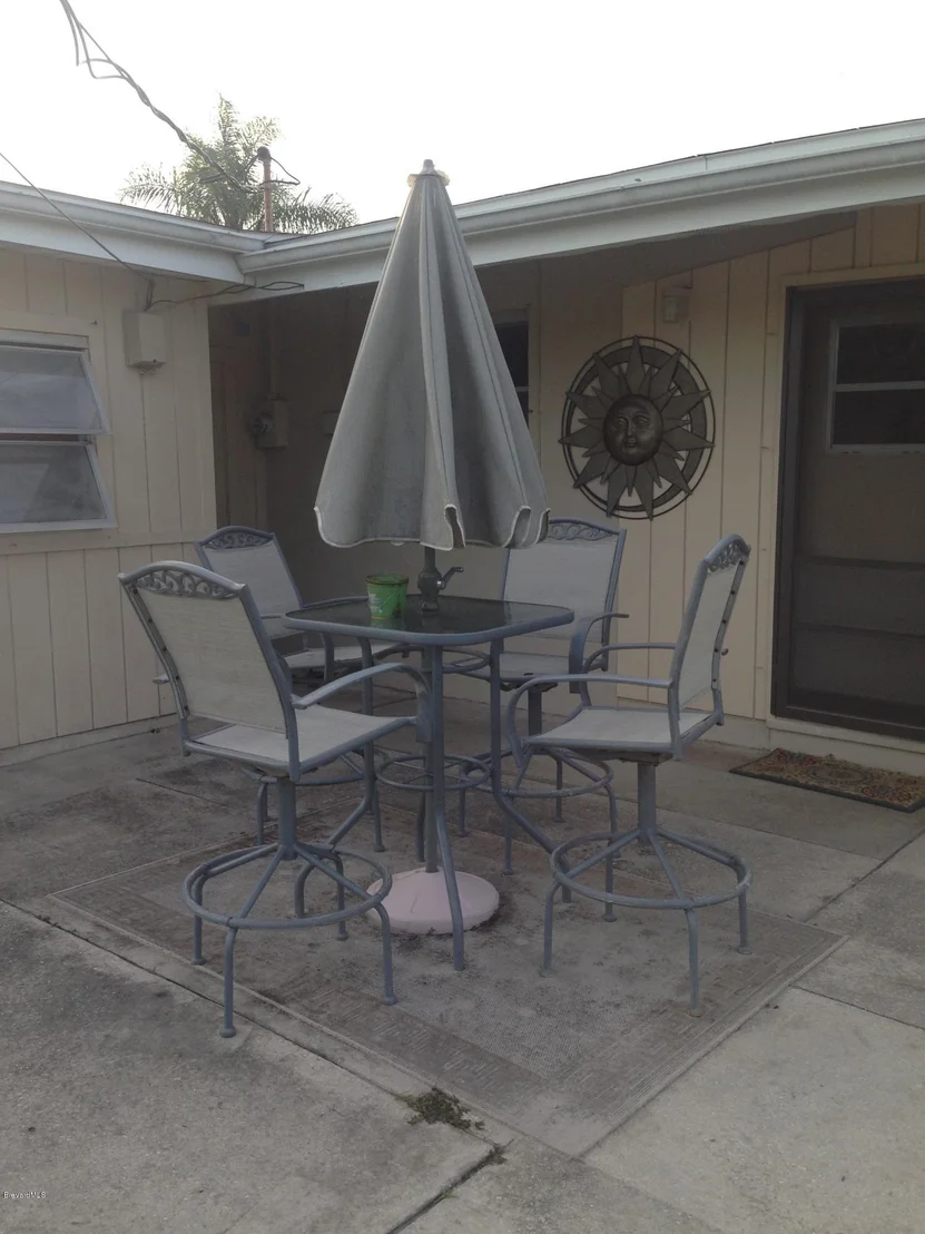 Photo of 3082 NE Garden Terrace