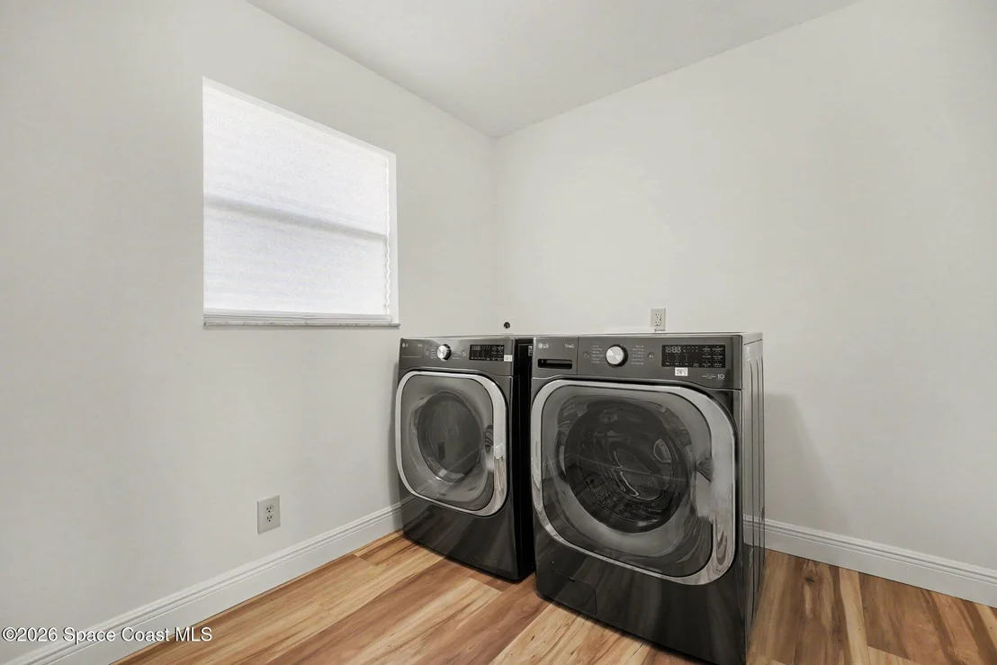 Photo of 952 Bayberry Lane