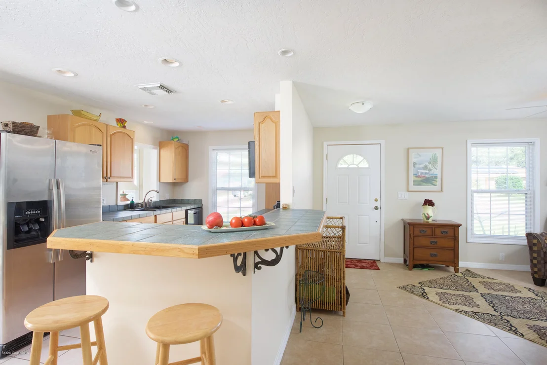 Photo of 2847 Pembroke Road