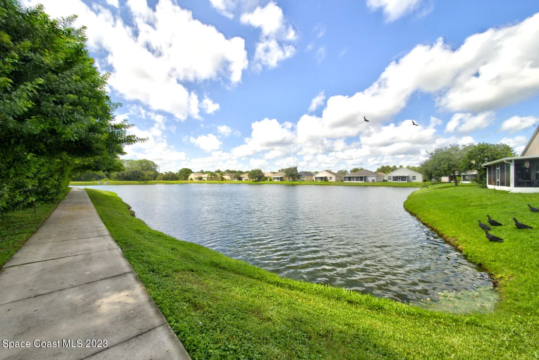 Photo of 194 Dryden Circle
