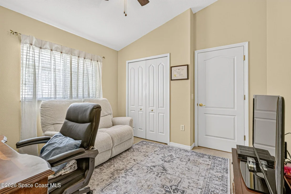 Photo of 7127 Broderick Drive