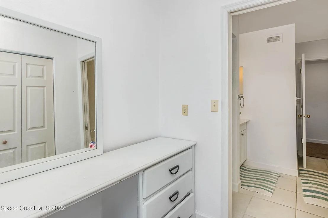 Photo of 896 Belmont Place