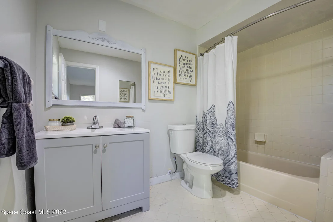 Photo of 267 Cedar Street