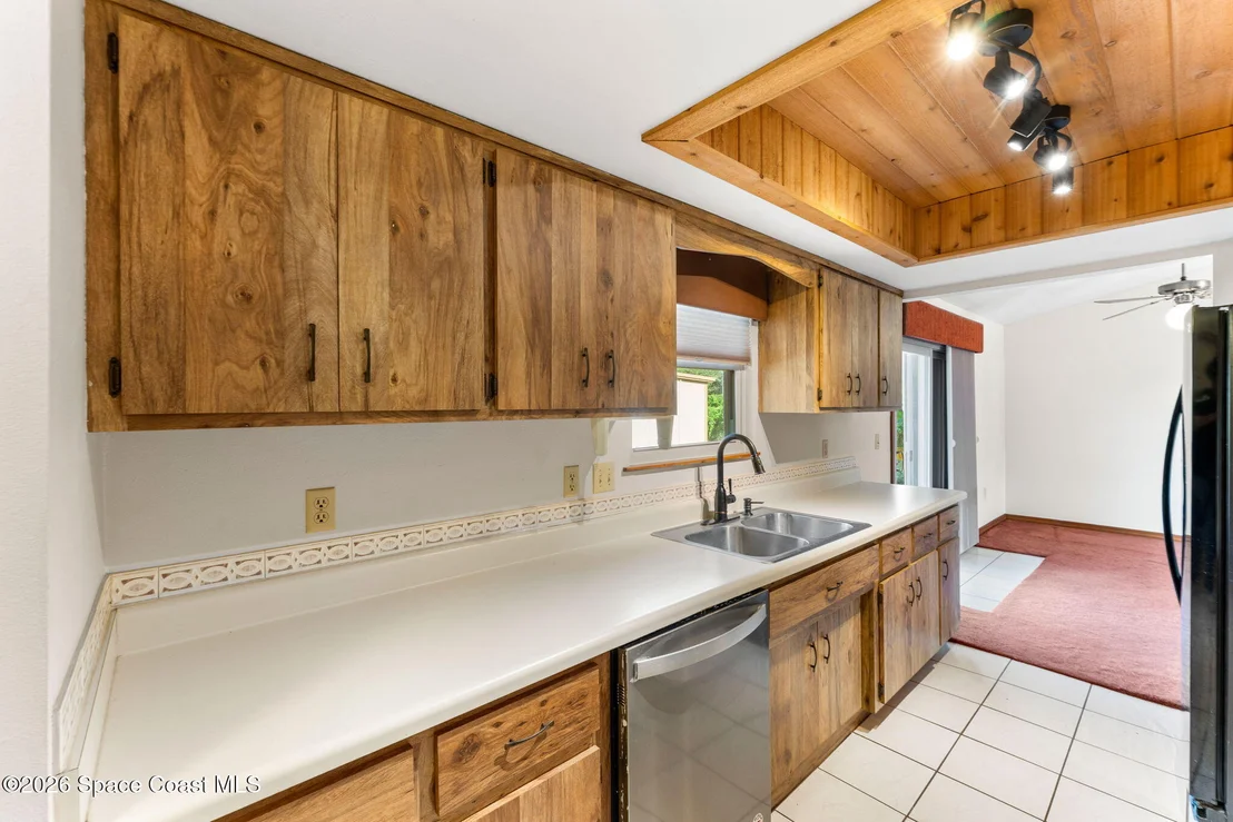 Photo of 7256 Bright Avenue