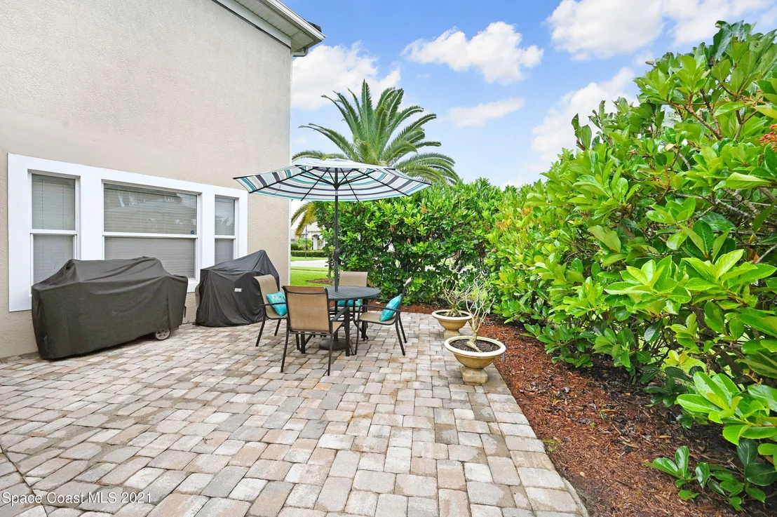 Photo of 687 Nicklaus Drive