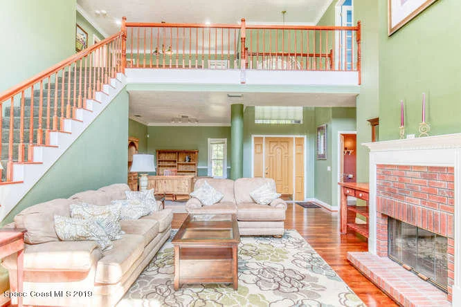 Photo of 2241 Royal Oaks Drive