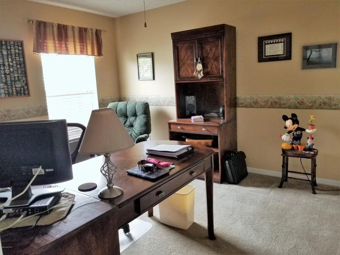 Photo of 2259 Cogan Drive SE