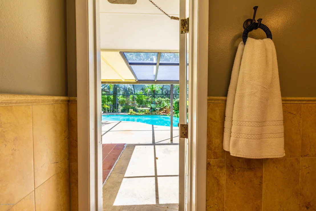 Photo of 323 Darrow Court