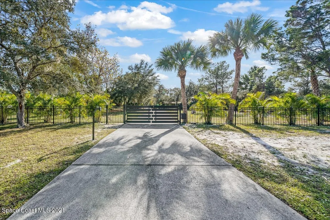 Photo of 3559 James Road
