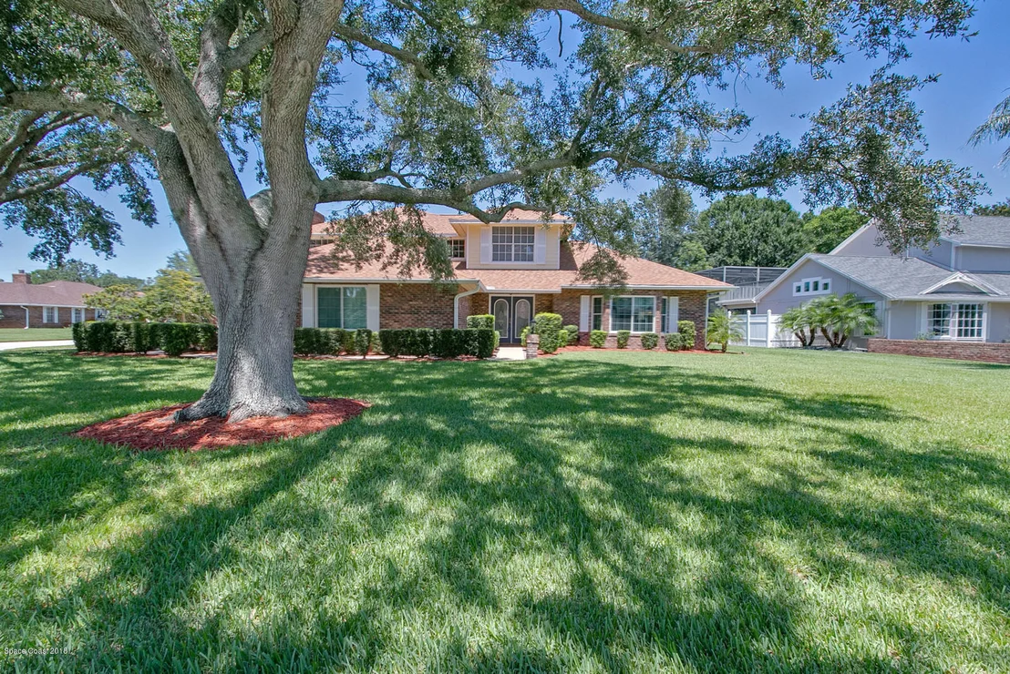 Photo of 685 Woodbridge Drive