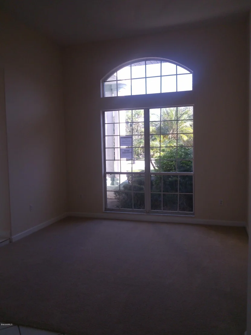 Photo of 4474 Long Lake Road