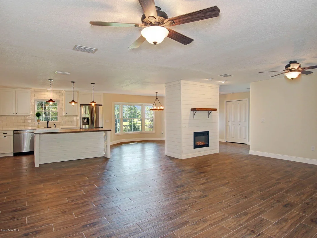 Photo of 4380 Country Road