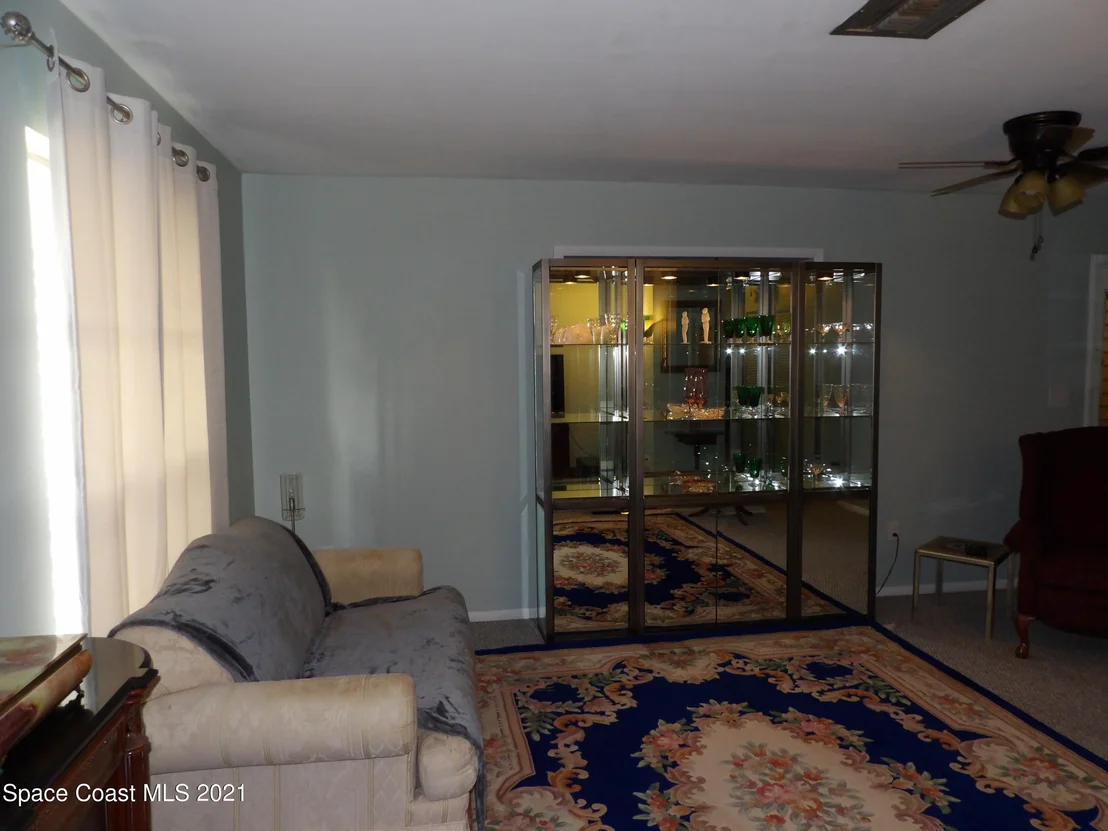Photo of 797 Bianca Drive NE