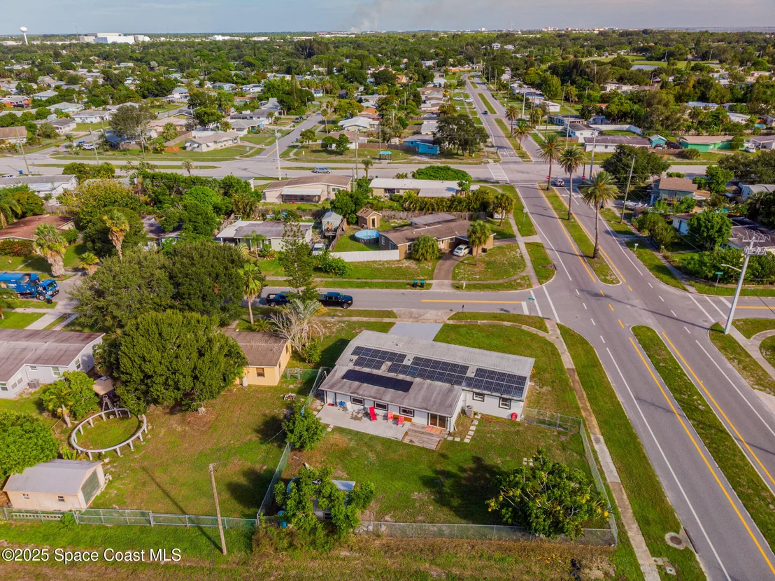 Photo of 2996 Garden Terrace NE
