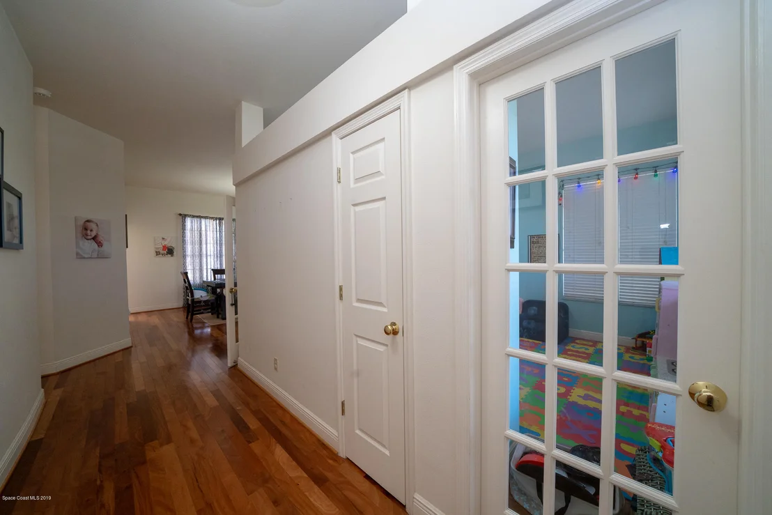 Photo of 973 Whisperoak Drive