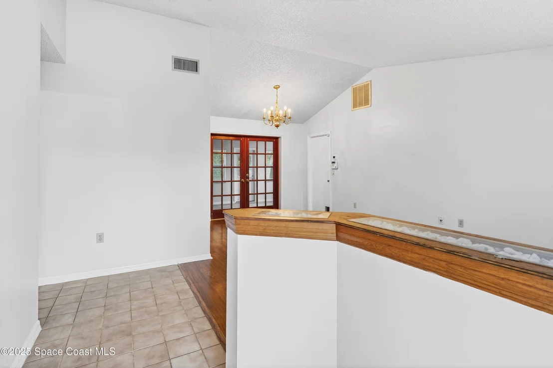 Photo of 4859 Horton Street